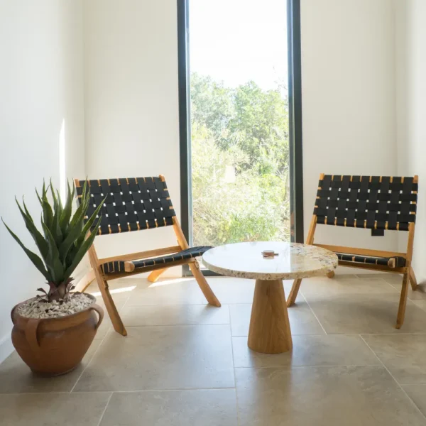 table basse haut de gamme pied conique lyon
